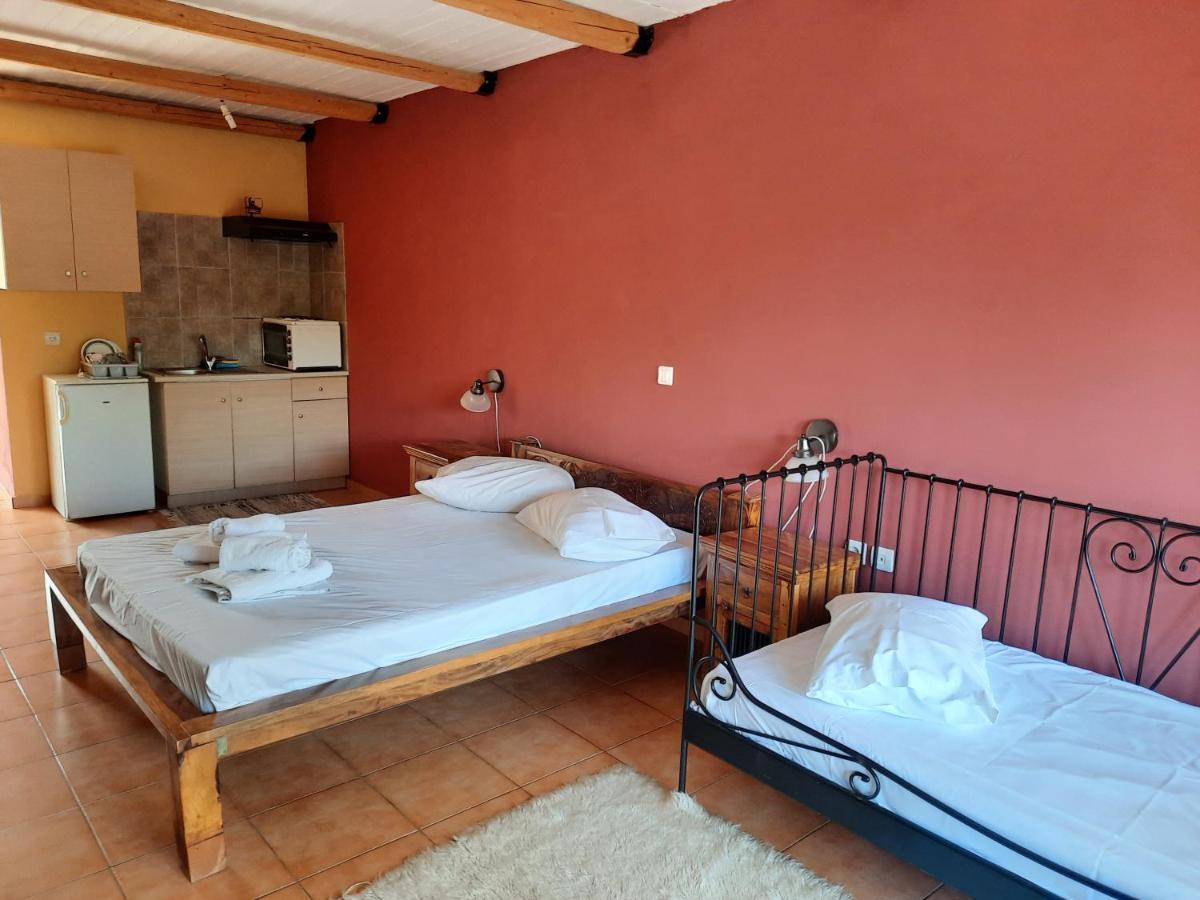 O Xenonas Ton Mylon Apartamento Míloi